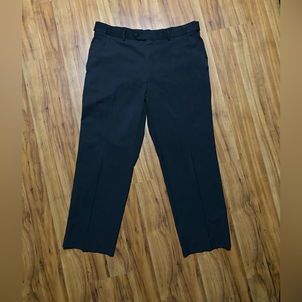 Stafford Men's Year Round Classic Fit Dress Pants Size 38 X 30